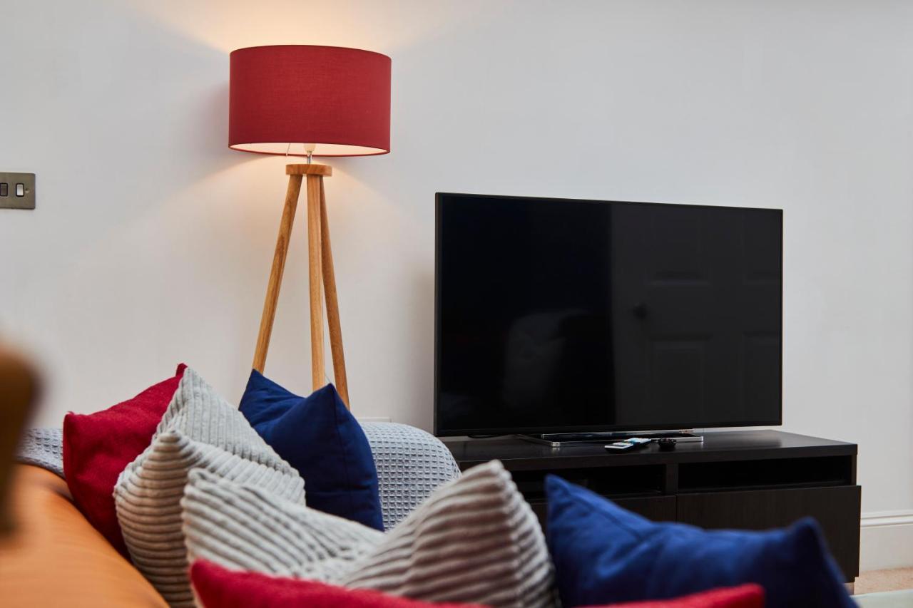 Boutique Bath Apartment Free Parking Esterno foto
